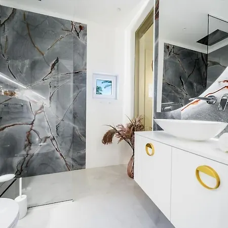 Luxury In Puerto Banus La Alcazaba *