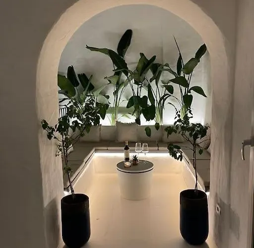 Luxury In Puerto Banus La Alcazaba