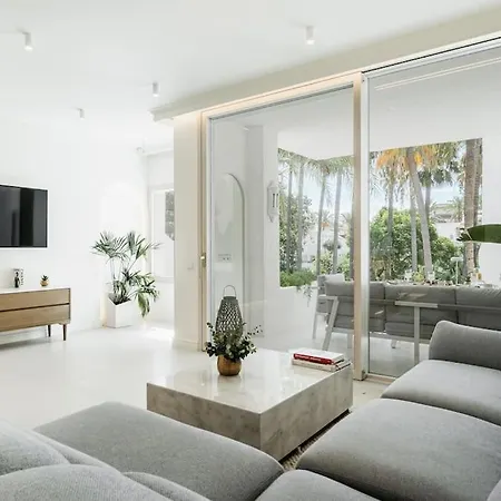 Lägenhet Luxury In Puerto Banus La Alcazaba