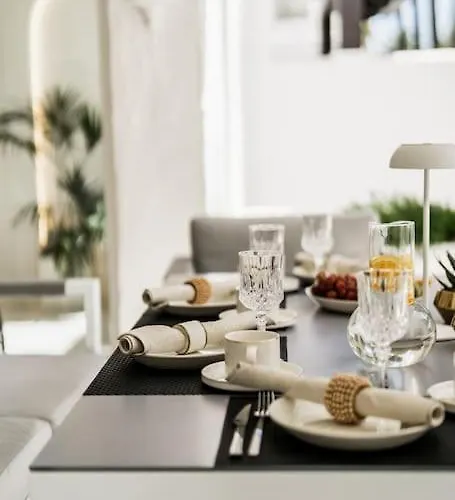 Luxury In Puerto Banus La Alcazaba * Marbella